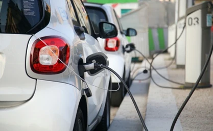 ESTACIONES DE CARGA DE VEHÍCULOS ELÉCTRICOS